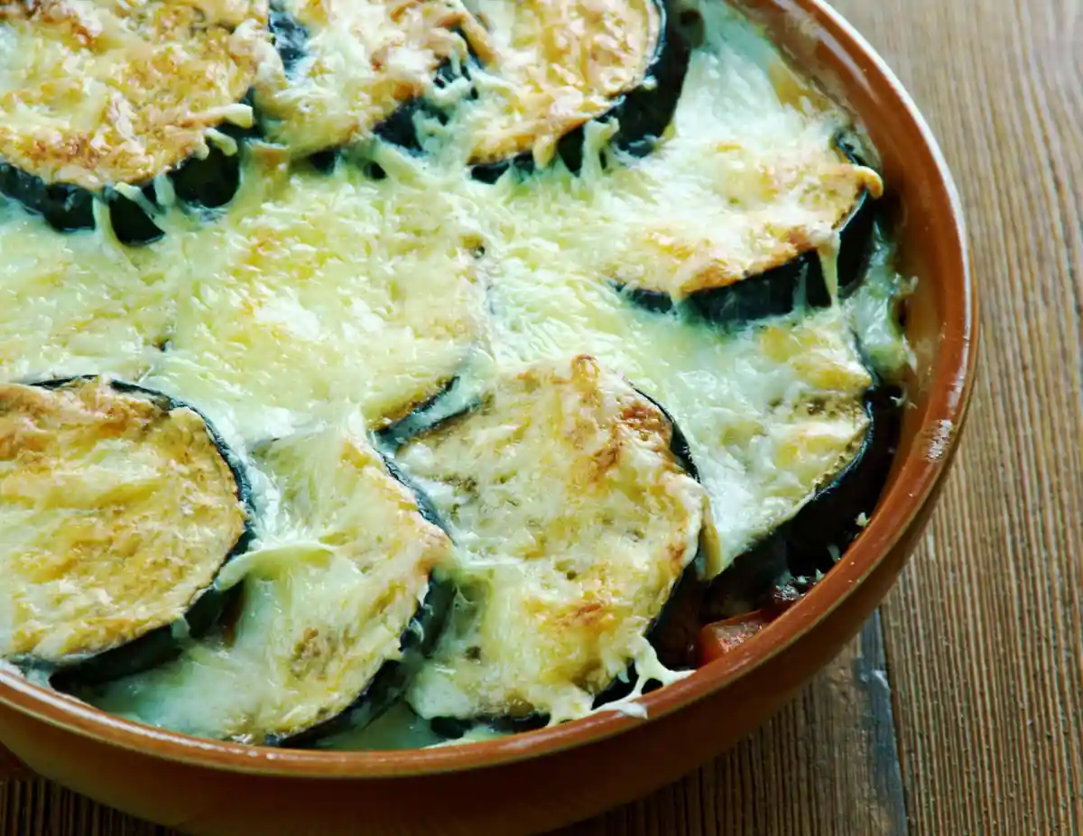 Zucchine-e-mozzarella-al-forno-errore-formaggio-gratinatura-